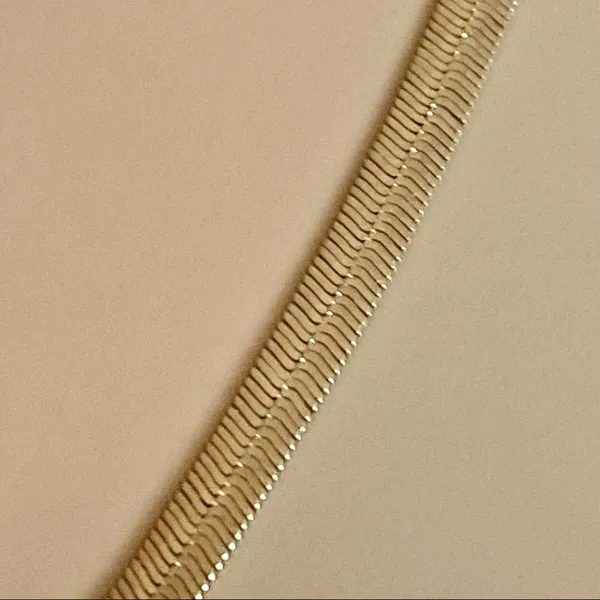 Vintage herringbone gold chain necklace - Image 2