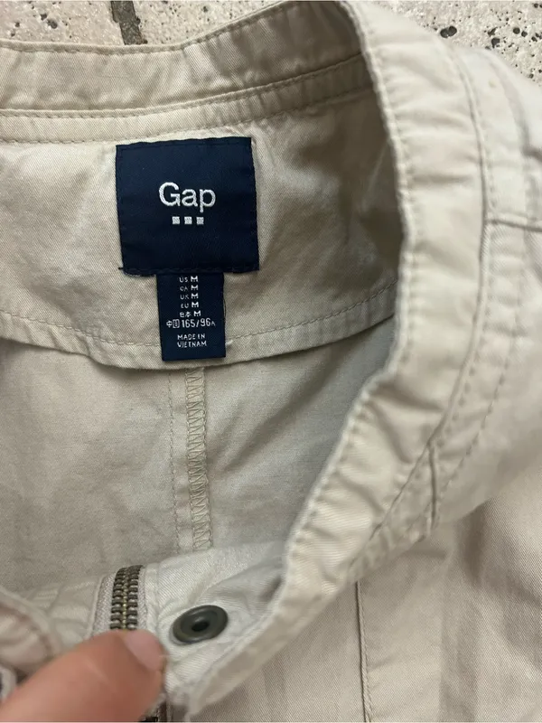 Like new Gap women Lightweight full zip Beige Utility Jacket size M - Image 5