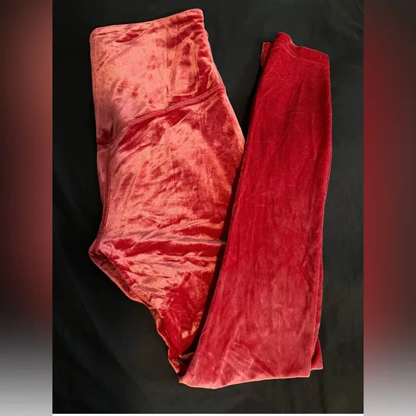 Athleta Women's Burgundy Leggings‎ - Image 3