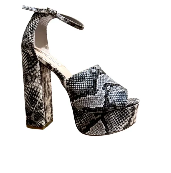 Steve Madden Women’s Sassy Platform Ankle Strap Heeled Sandals  - Image 3