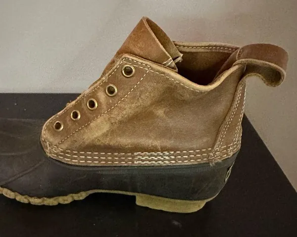 L. L. Bean Women's 6" Bean Boots Size 7 Wide - Image 7