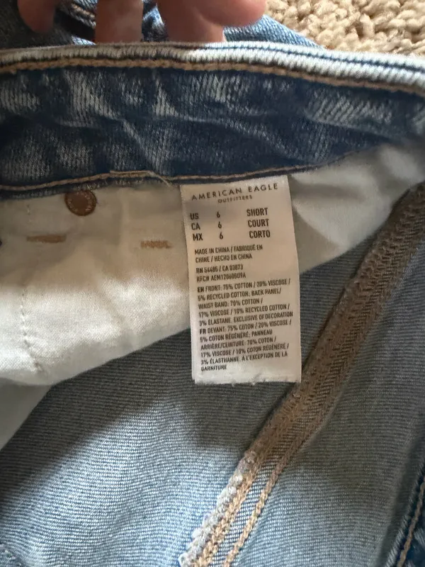 American Eagle Mom Jeans - Image 6