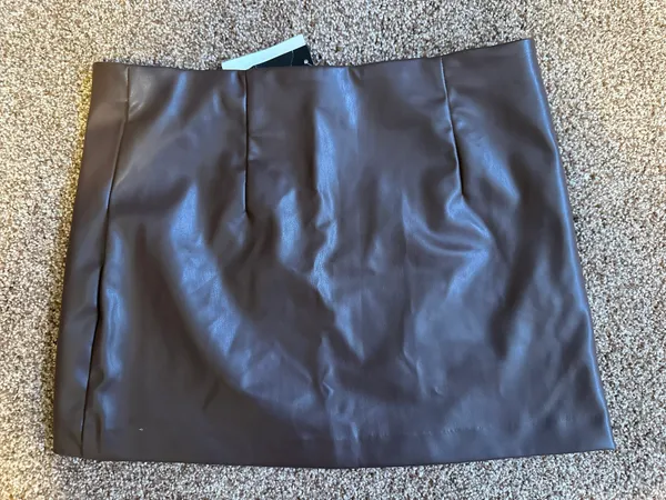 H&M Brown Leather Mini Skirt - Image 2
