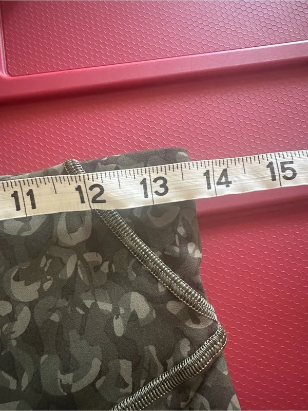 Lululemon Base Pace High-Rise Tight 28" Intertwined Camo Olive W5DX7S size 8 - Image 3