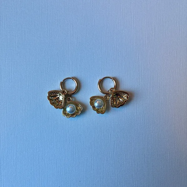 Handmade Shell with Pearl Gold Huggie Earrings - Image 3