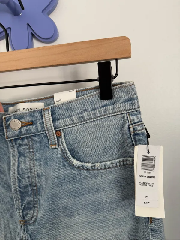 Aritzia Denim Forum 26 NEW The Yoko Shorts Light Wash Cut Off Cotton - Image 2