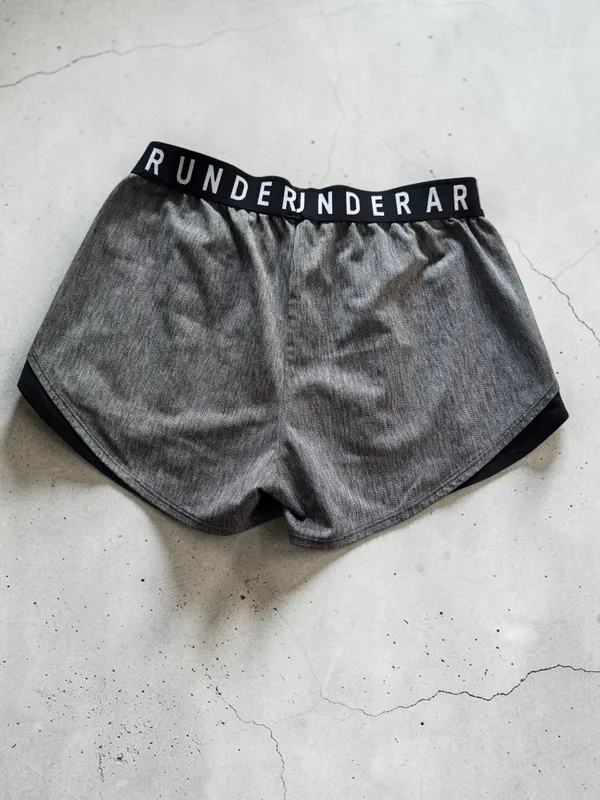 Under Armour Play Up Athletic Shorts Size Small - Image 2
