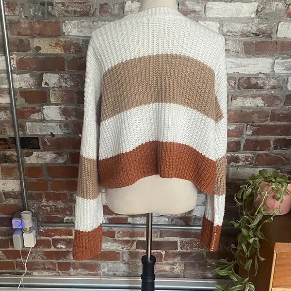Moon & Madison Striped Knit Sweater - White, Tan, and Brown Size L - Image 3