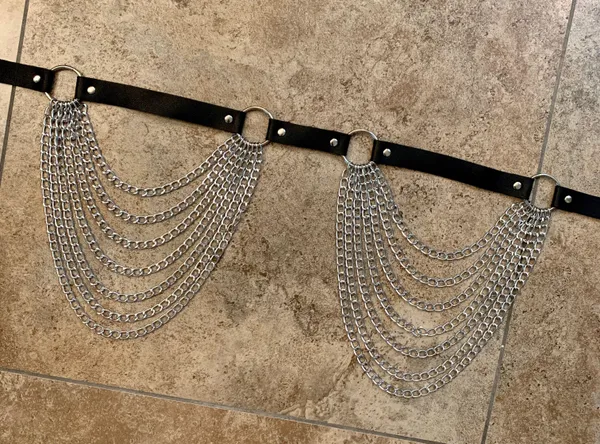 Boutique CASCADE - Layered Chain Belt - Image 3