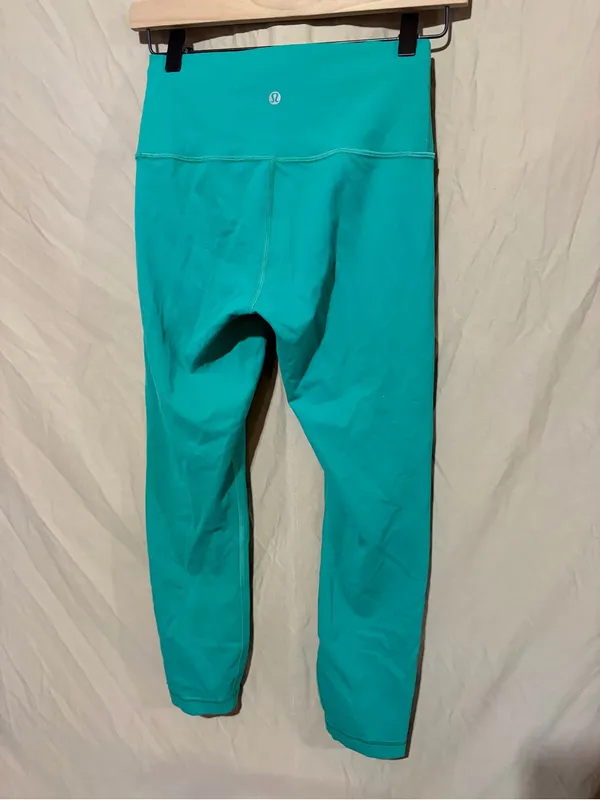 Lululemon Wunder Train High-Rise Crop 23" - Image 3