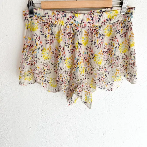 Free People “So Much Fun” Scalloped Floral Eyelet Shorts Small coquette - Image 3