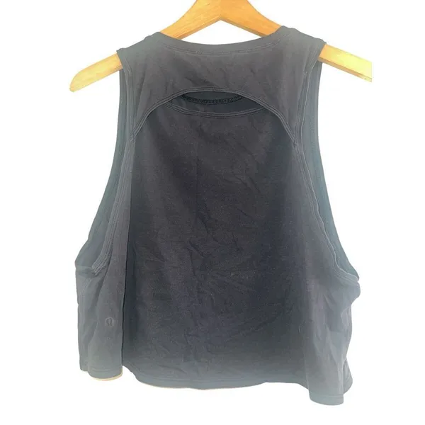 ✨Lululemon Cut Back Crop Black Sz Small Tank Top✨ - Image 7