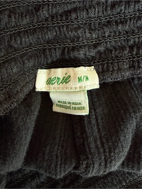 Aerie Smocked High Waisted Black Shorts Size Medium - Image 4