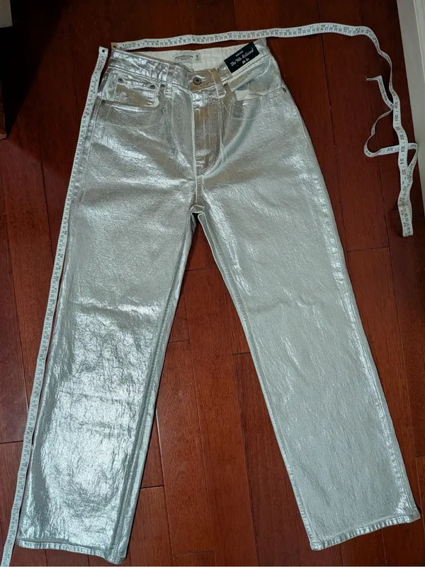 Abercrombie & Fitch Silver High-Rise Straight Jeans - Image 6