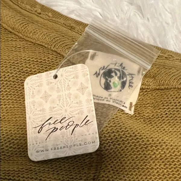 Free People Button-Down Shirt Small - Image 2