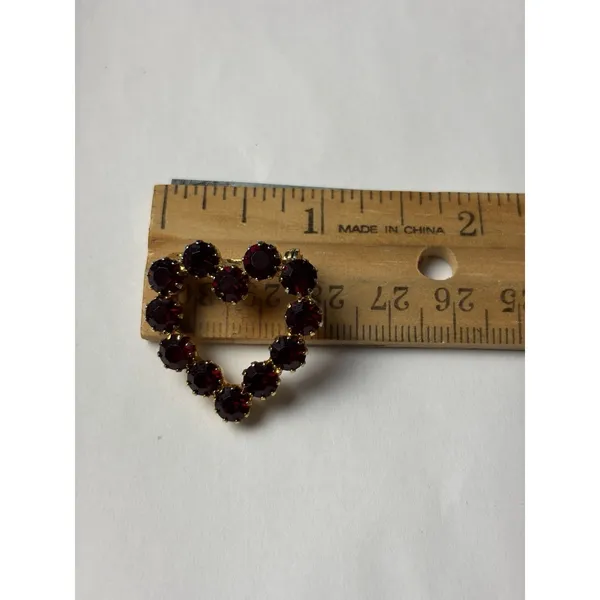 Vintage Ruby Red Round Rhinestone Gold Tone Valentine Heart Pin Brooch - Image 5