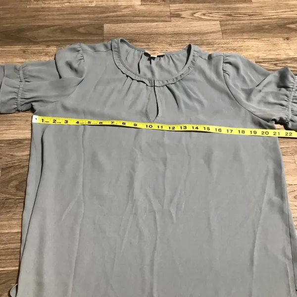 Loft outfit Baby Blue Blouse Top; size medium women’s - Image 4