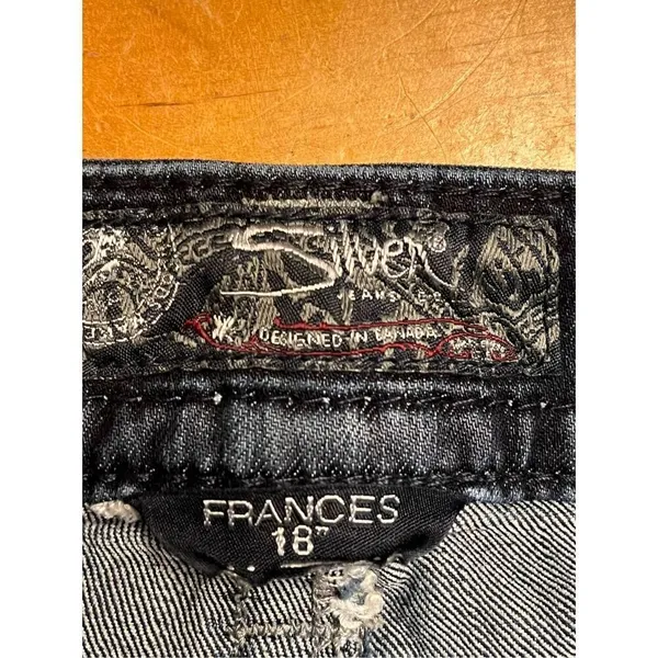 Silver Jeans Frances 18" womens size 28 x 33 distressed bootcut dark wash (3327) - Image 7