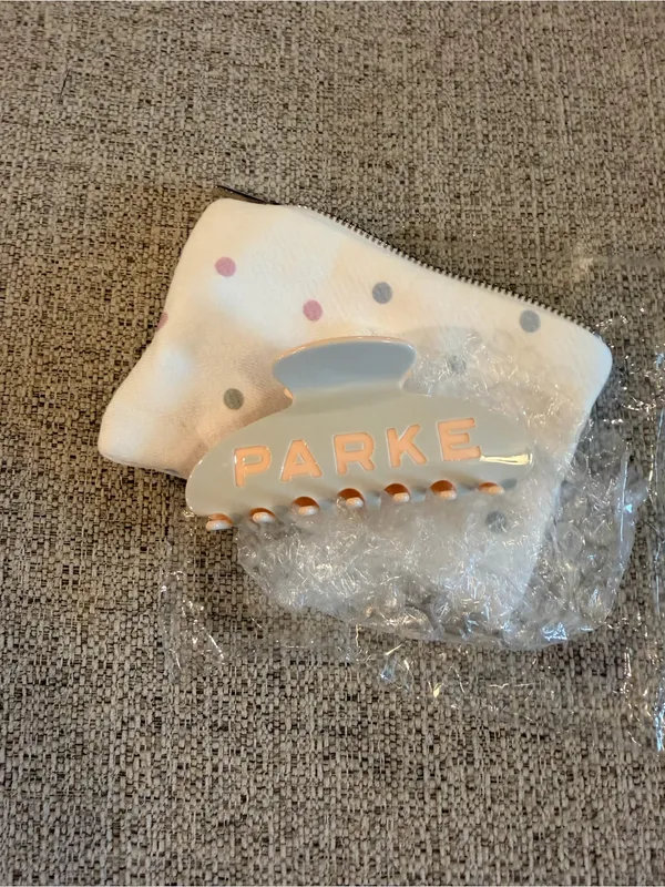 NIB Parke birthday collection sprinkle claw clip SOLD OUT LIMITED EDITION - Image 3
