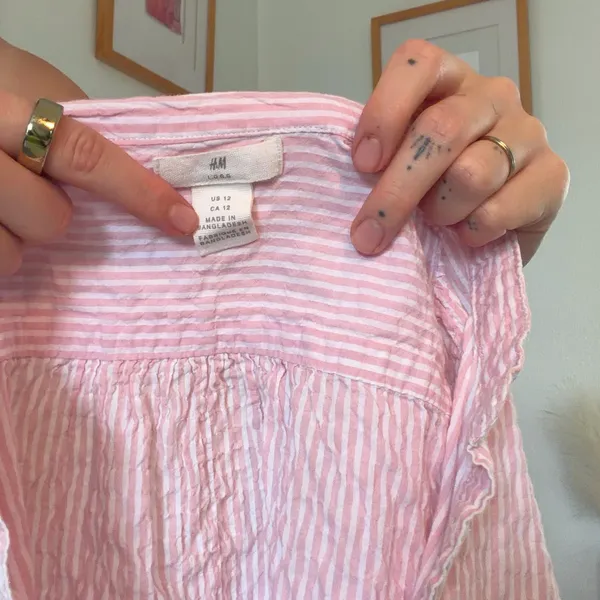 H&M pink and white linen top - Image 4