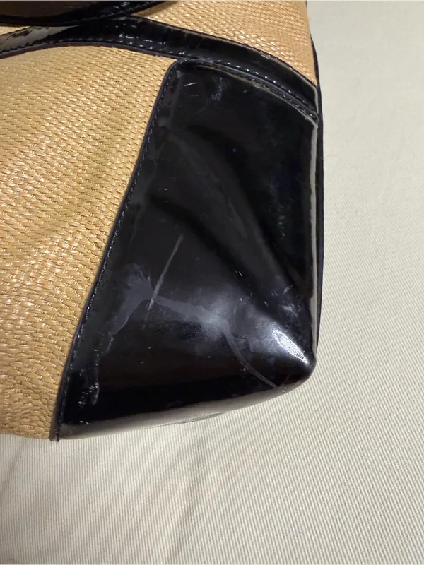 Tory Burch Tan Canvas Tote with Black Patent Leather Trim - Image 10