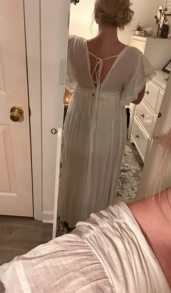 White flowy dress - Image 4