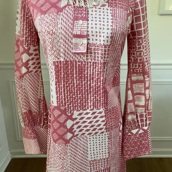 Vintage 70s Mauve Pink White Retro Print Shift Dress Scarf XS S - Image 6
