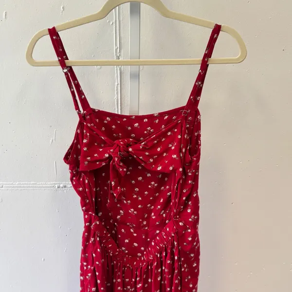 Hollister Red Floral Tie Back Cutout Romper Sleeveless Red White Floral Medium - Image 6