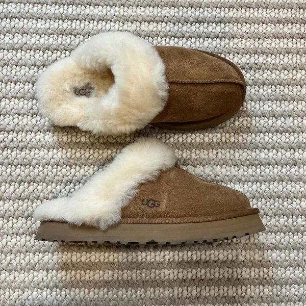 UGG Disquette Slippers - Image 2