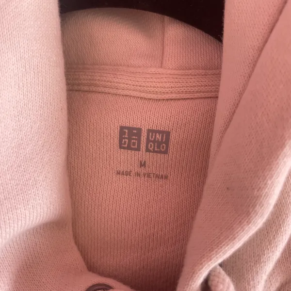 Uniqlo Cream Hoodie - Image 3