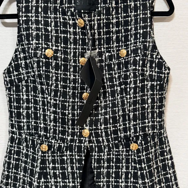 Mina Self Black White Tweed Plaid Sleeveless Vest Gold Button XX140 Small NEW - Image 4