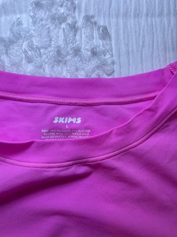 SKIMS Hot Pink Long Sleeve - Image 2