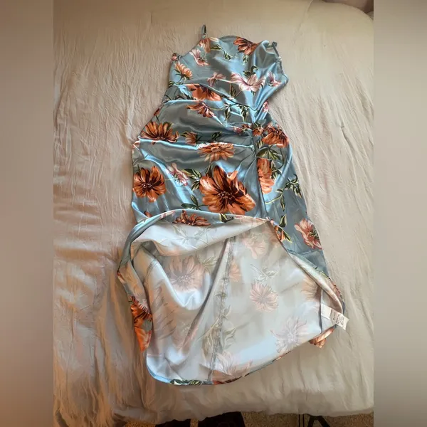 Women Floral Blue Midi dress Size‎ Medium - Image 10