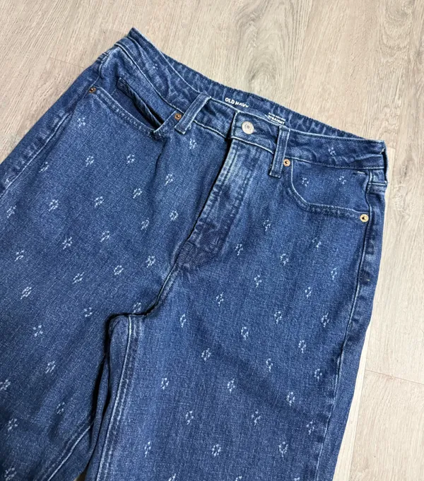Old navy extra high rise straight jeans  - Image 3