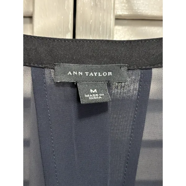 Ann Taylor Black Sheer Chiffon Long‎ Sleeve Blouse Size M Twist/Open Back - Image 2