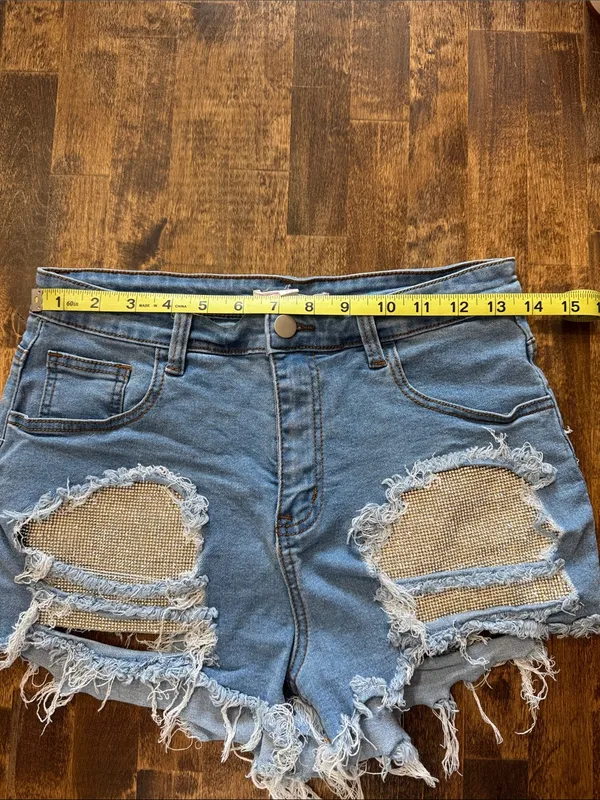 HOT & DELICIOUS Festival Rhinestone Pockets Heavily Distressed Denim Shorts L - Image 14