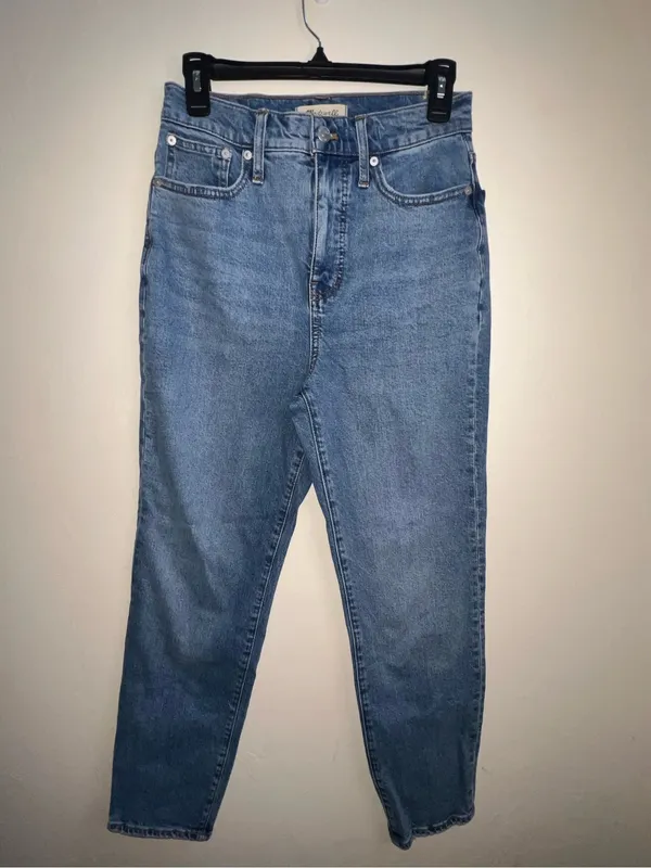 Madewell The Momjean in Downey Wash size 26 - Image 3