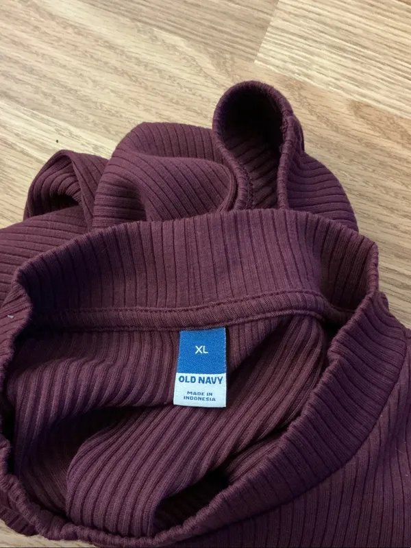 Old Navy Ribbed Mock Neck Tank Top Burgundy Size XL - Image 3