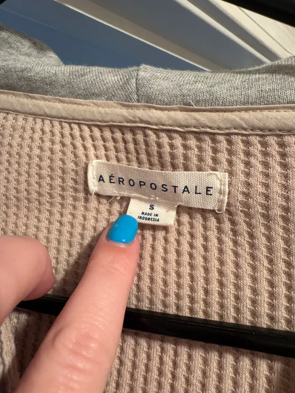 Aeropostale long sleeve hoodie - Image 2