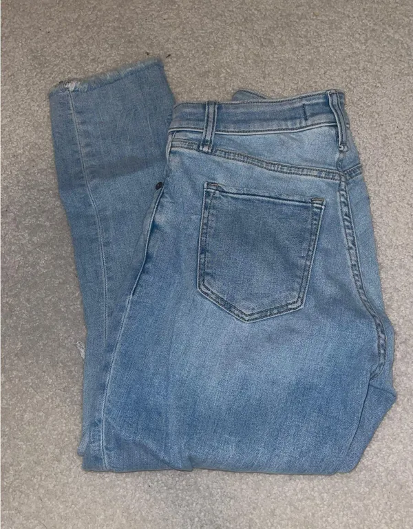 Abercrombie Jeans - Image 2
