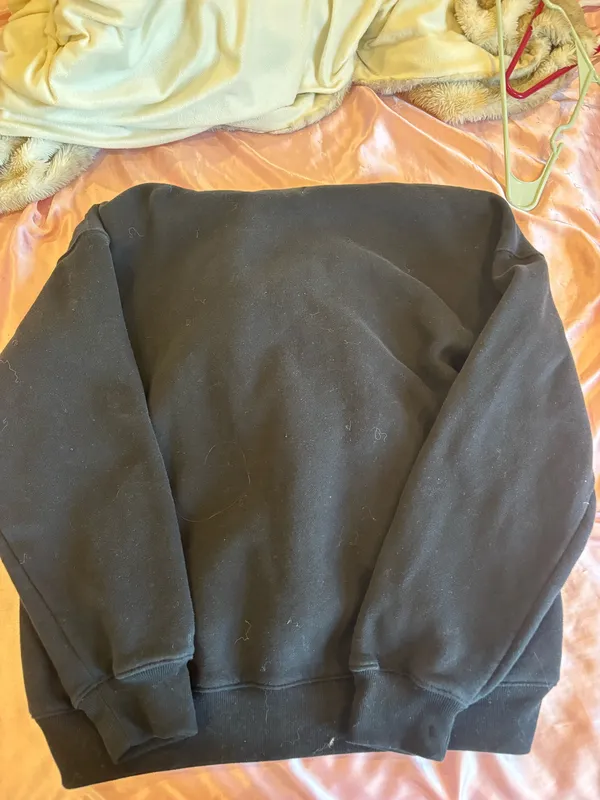 Plain black Hollister hoodie  - Image 3