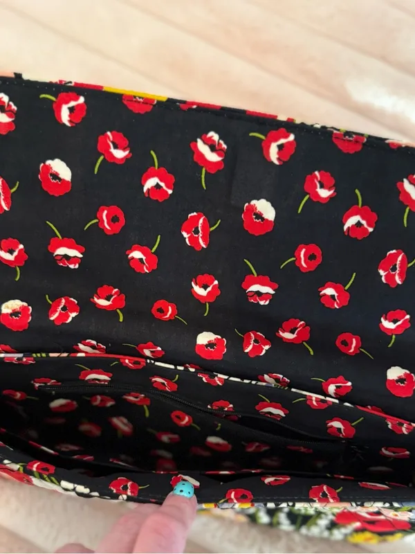 Vera Bradley Knot‎ Just a Clutch Poppy Fields Bag - Image 3