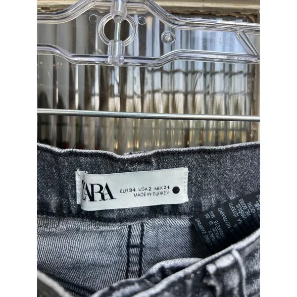 Zara‎ Straight Leg Jeans Distressed Black Wash Denim Casual Size 2 - Image 5