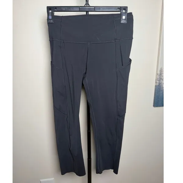 Black Lululemon Fast and Free Cropped Length Size 6 - Image 3
