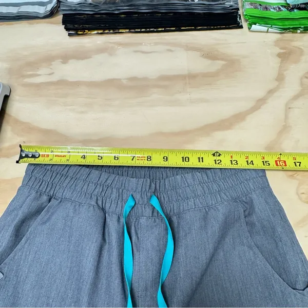 Figs Women's Zamora High Waisted Jogger Scrub Pants W20SW2028 Heather Gray‎ Med - Image 7