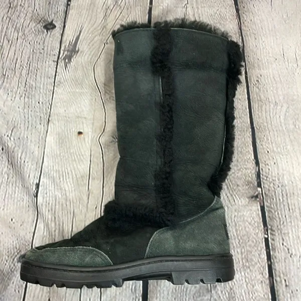 UGG Sundance II Revival Black Tall Boots size 7W - Image 13