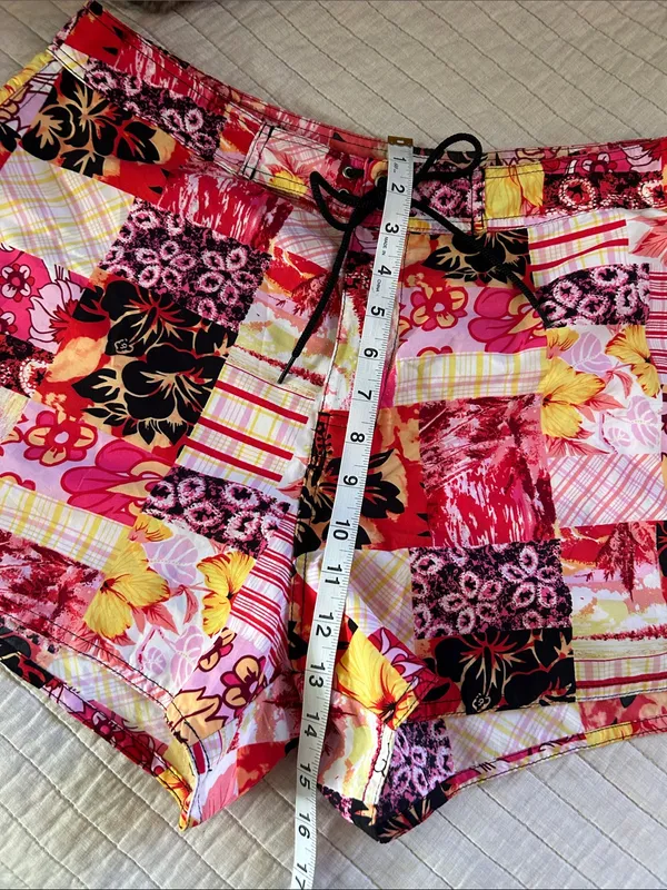 Vtg pink yellow black Hawaiian retro tropical patchwork boho 70’s board shorts L - Image 3