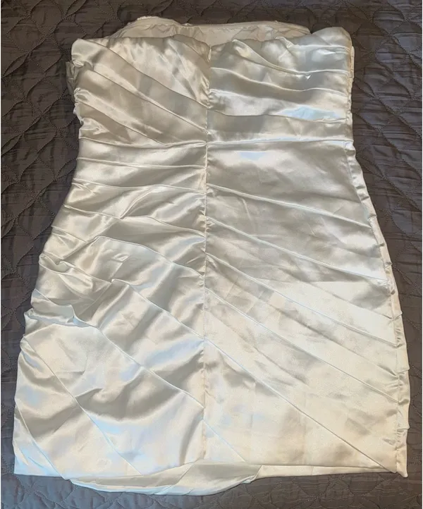 Selfie Leslie White Dress Mini Ruffle Strapless - Image 7