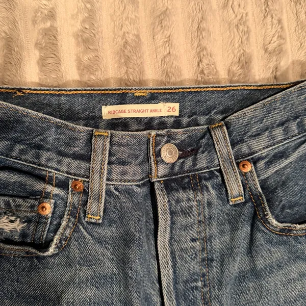Levis Ribcage Straight Ankle Jeans‎ 26 Distressed High Rise Med Wash Button Fly - Image 3