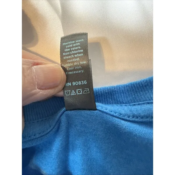 District Made Cruising with Friends T-shirt Women's XL Blue Graphic Print Top - Image 4